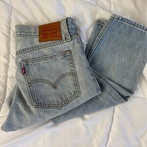 Levi's Classic Light Blue Straight Jeans